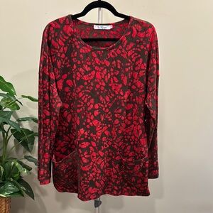 Su Placer Red Bloom Batik Pocket Tunic Top